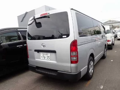 Toyota HiAce Van