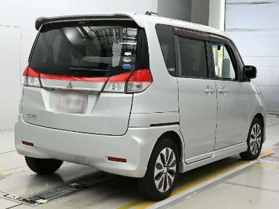 Mitsubishi Delica D:2