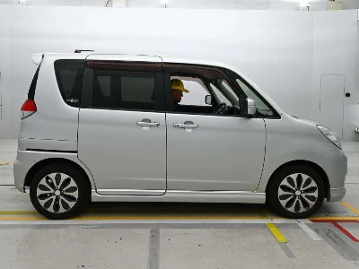 Mitsubishi Delica D:2