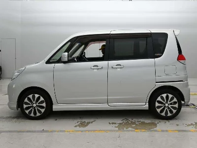 Mitsubishi Delica D:2