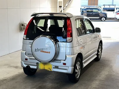 Daihatsu TERIOS KID