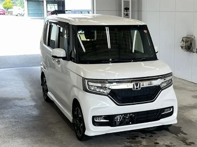 Honda N BOX CUSTOM