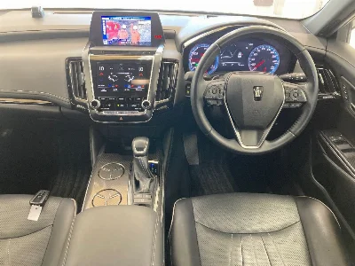 Статистика аукционов Toyota CROWN HYBRID