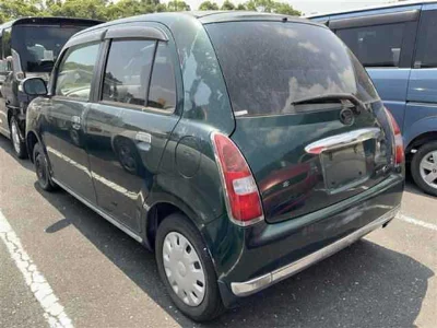 Daihatsu Mira Gino
