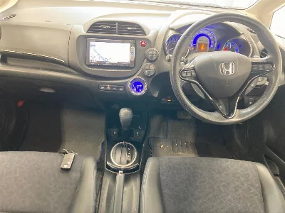 Honda FIT SHUTTLE HYBRID