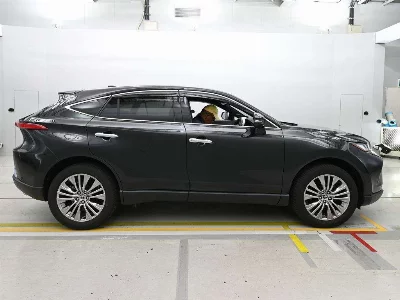 Toyota HARRIER HYBRID