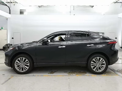 Toyota HARRIER HYBRID