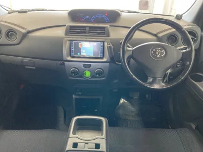 Toyota bB