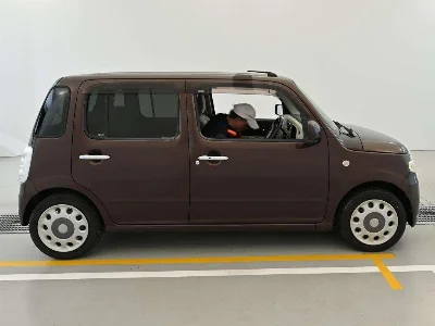 Daihatsu Mira Cocoa