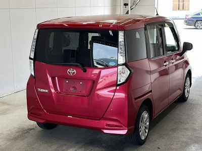 Toyota Tank