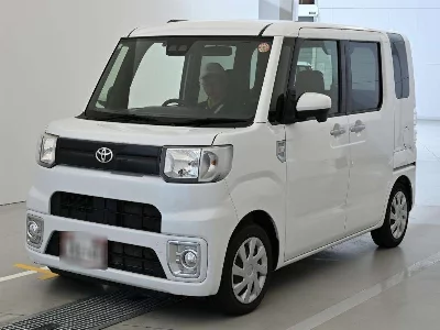 Toyota Pixis Mega