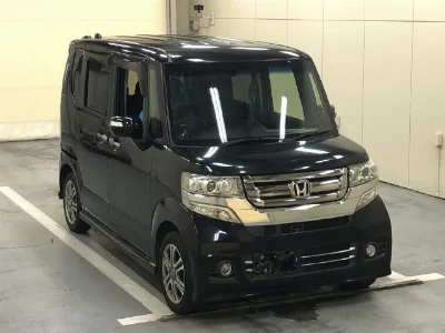 Honda N BOX CUSTOM