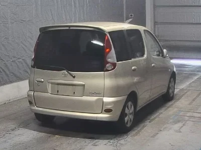 Toyota FUN CARGO