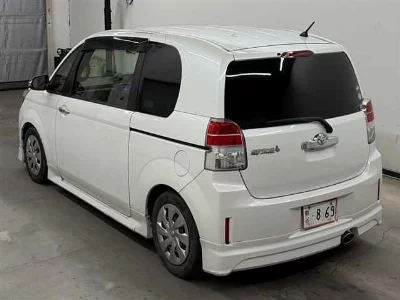 Toyota Spade