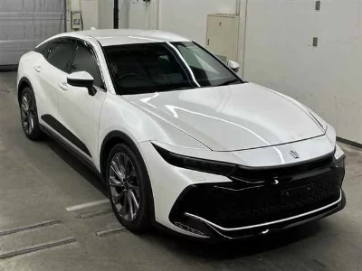 Toyota Crown Crossover