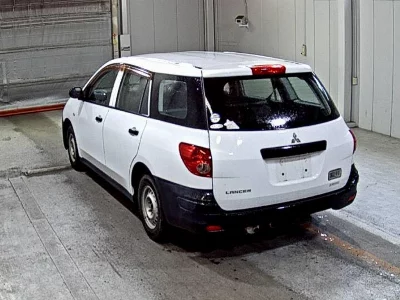 Mitsubishi LANCER CARGO