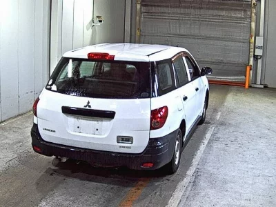 Mitsubishi LANCER CARGO