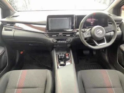 Nissan Aura