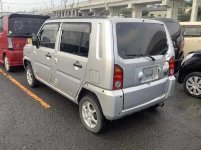Daihatsu Naked