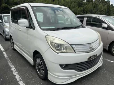 Mitsubishi Delica D:2