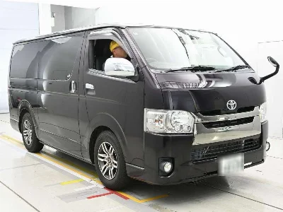 Toyota HiAce Van