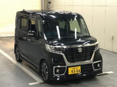 Suzuki Spacia Custom