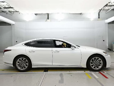 Lexus LS500