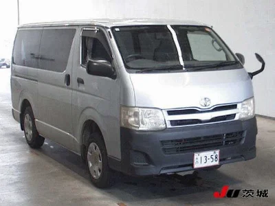 Toyota HiAce Van