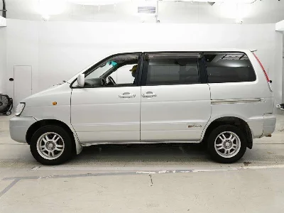 Toyota Lite Ace Noah