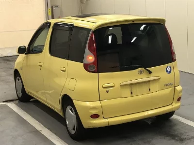 Toyota FUN CARGO