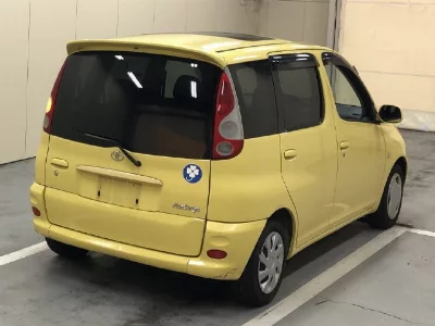 Toyota FUN CARGO