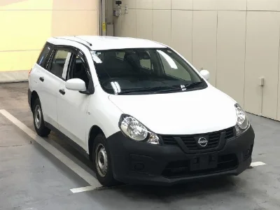 Nissan AD