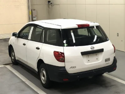 Nissan AD