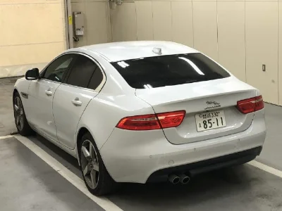 Jaguar XE