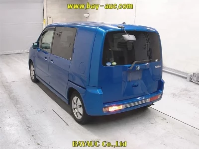 Honda Mobilio Spike