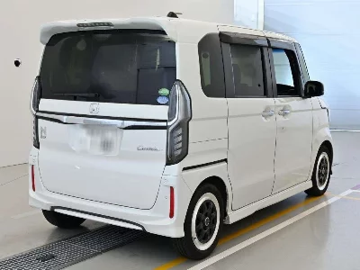 Honda N BOX CUSTOM