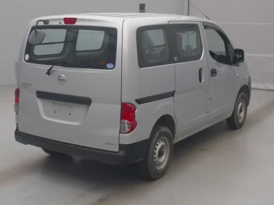 Nissan NV200 VANETTE VAN