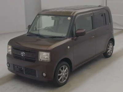 Toyota Pixis Space