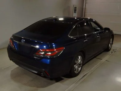 Toyota CROWN HYBRID