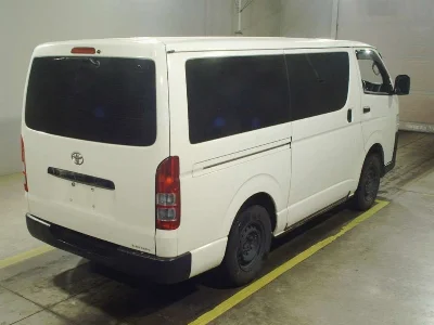 Toyota HiAce Van