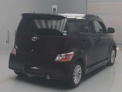 Toyota bB