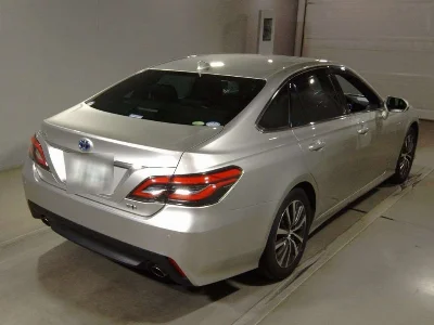 Статистика аукционов Toyota CROWN HYBRID