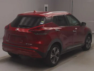Nissan KICKS