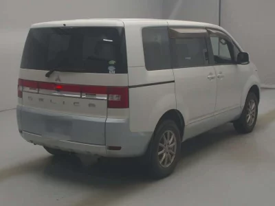 Mitsubishi DELICA D5