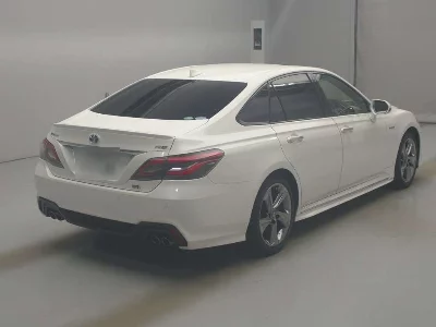 Статистика аукционов Toyota CROWN HYBRID