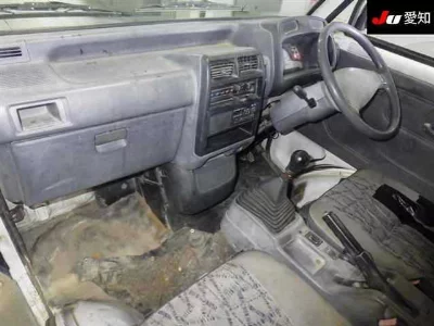 Mitsubishi MINICAB TRUCK