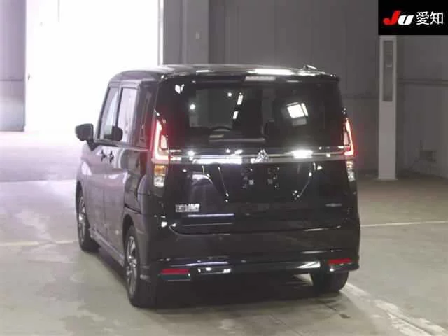 Mitsubishi Delica D:2  с аукциона в Японии