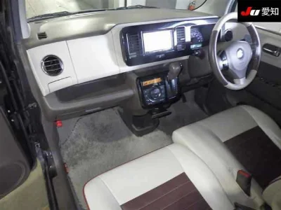 Suzuki MRWAGON