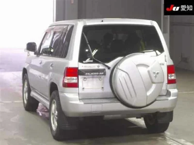 Mitsubishi PAJERO IO