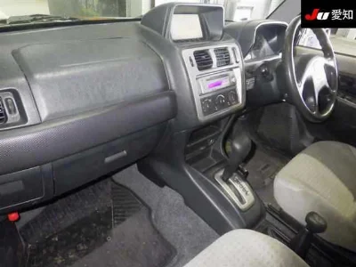 Mitsubishi PAJERO IO